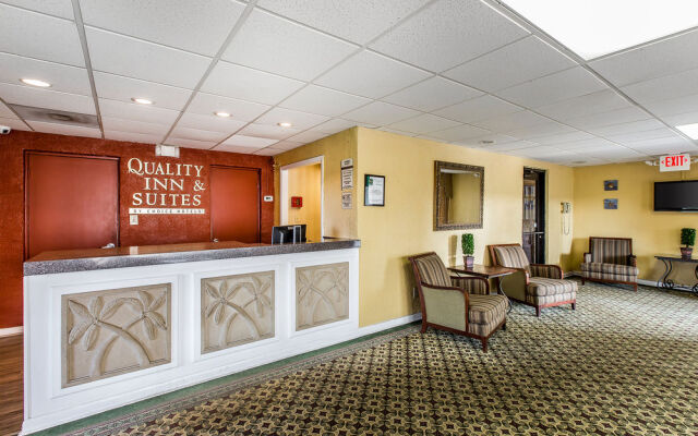 QUALITY INN &amp; SUITES