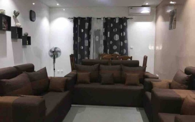 Mam Lovely 2-bed Apartment in Dakar-almadies