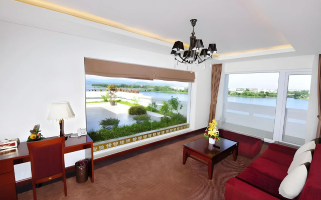 Century Riverside Hotel Hue