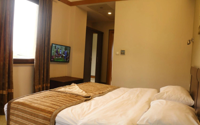 Hotel Lazlakar