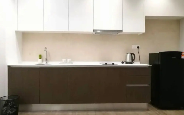 Silverscape Seaview Luxury Residence