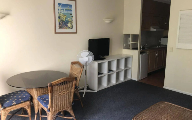 Villa Vaucluse Apartments of Cairns