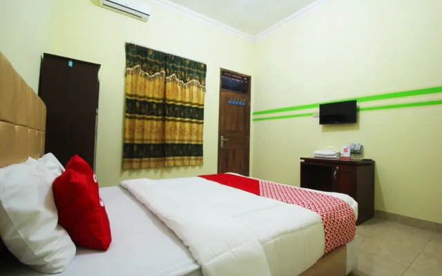 OYO 1804 Guest House Oema'h Opa