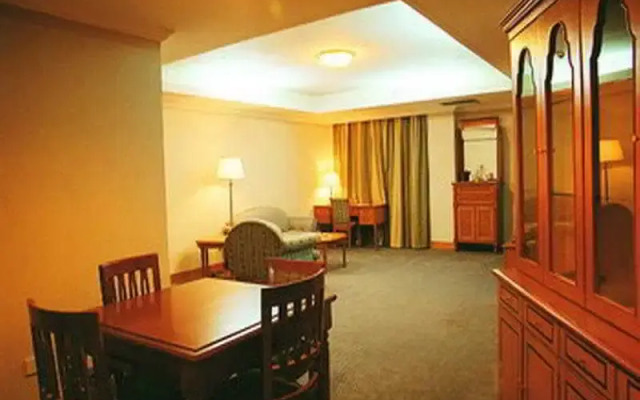 Peninsula Hotel Yichang