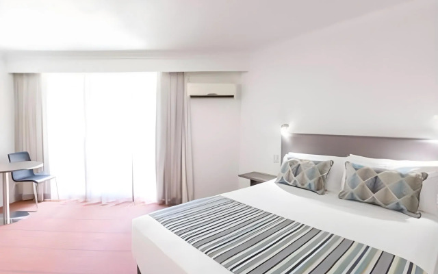Ramada Hotel Hope Harbour