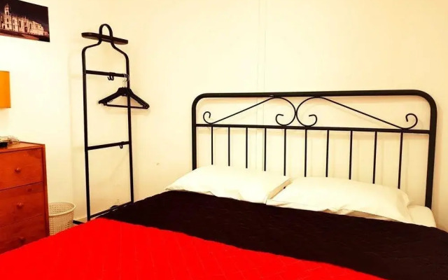 Stars Rooms Mouraria - Hostel