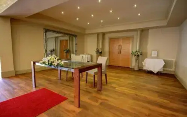 The Rochford Hotel