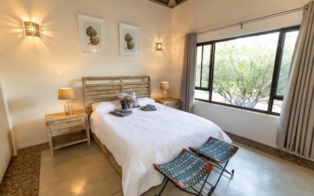 Villa Bushman Wonderful Luxury and Attractive Villa