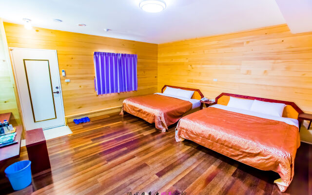 Dindai Cherry Blossom Resort