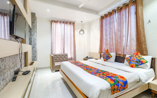 Fabhotel Harriot