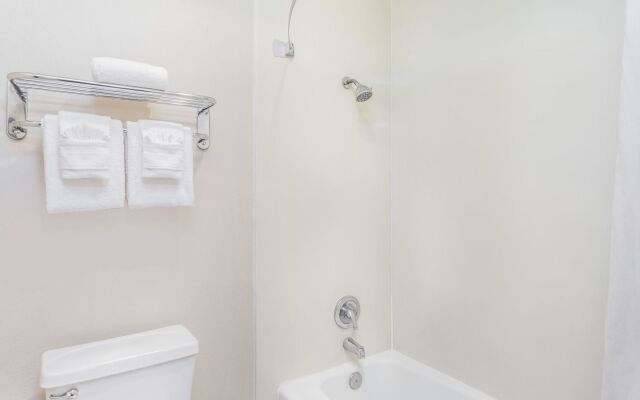 Super 8 by Wyndham Tempe/ASU/Airport