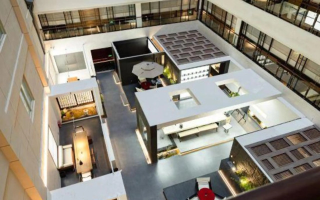 Shangdong Business Hotel