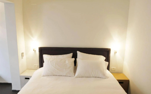 Pink House TLV - ApartHotel