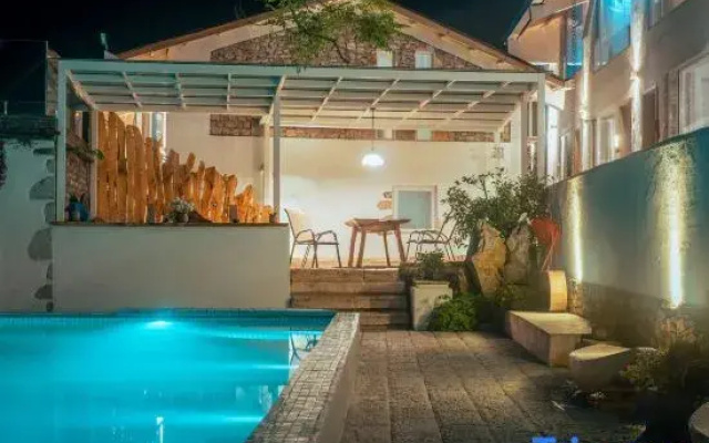 Wanfenglin Rongsu Resort&Spa