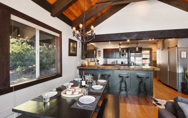 Lodge of the Nightingale