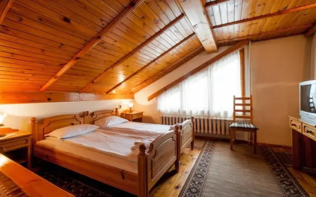 Family Hotel Djangal