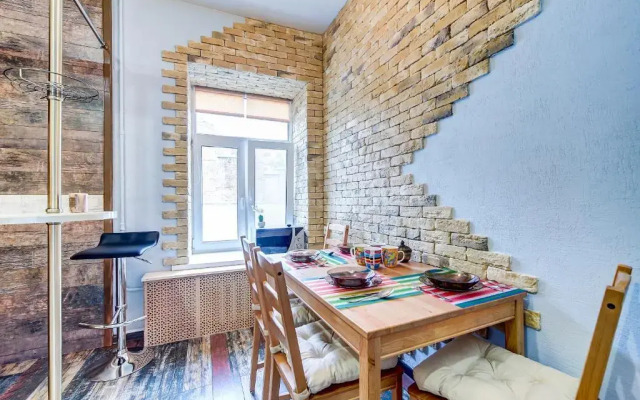 Studio on Zhukovskogo 6