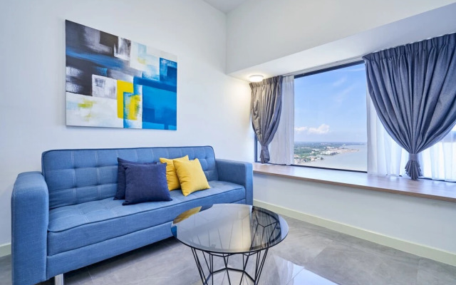 OYO Home 935 Breathtaking Studio Imperio Residence