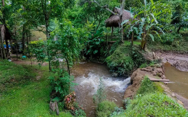 Nida Rooms Khuadchang 4 Maetaeng Antique at Wangnumyard Resort