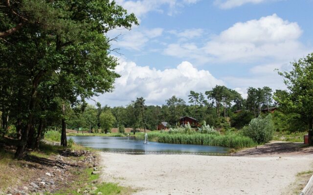 Well Furnished Chalet with Garden near Brunssummerheide