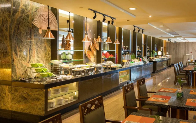 Holiday Inn Hangzhou City Center