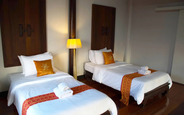 Ayutthaya Garden River Home