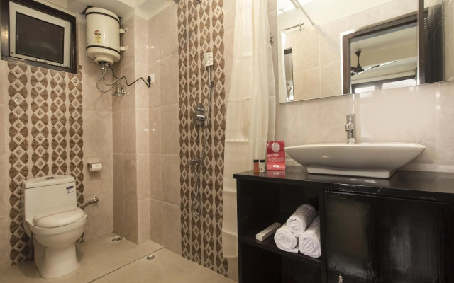 Silver Wood By OYO Rooms