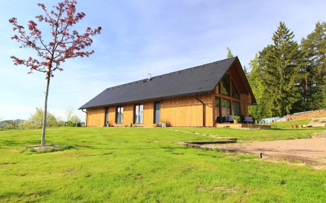 Splendid Villa in Bysovec