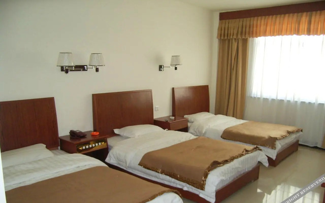 HuangShan Qidian Inn
