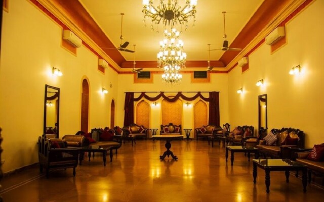 Kumaon Plaza