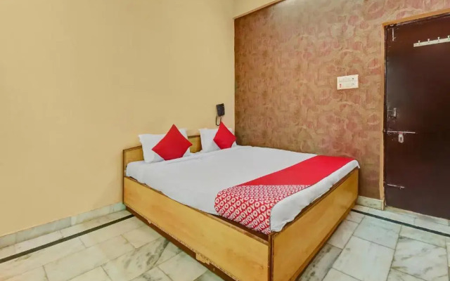 Ashish Palace by OYO Rooms