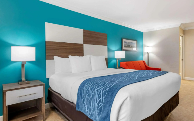 Comfort Inn & Suites Daytona Beach Oceanfront