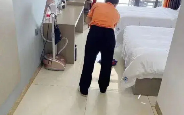 Starry Moon Bay Hotel