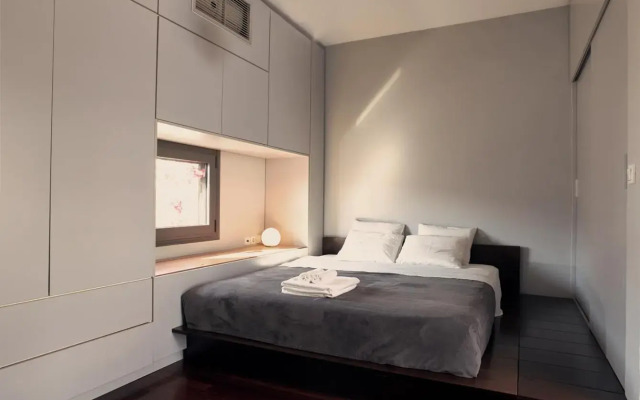 Two level apartment with panoramic view