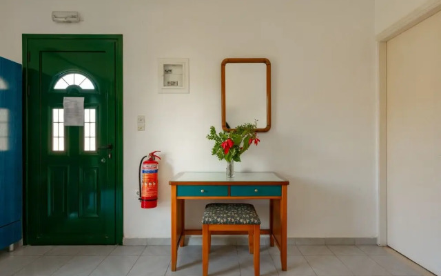 Irini Apartments