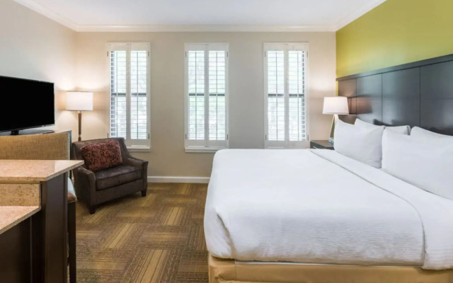 Staybridge Suites Savannah Historic District by IHG