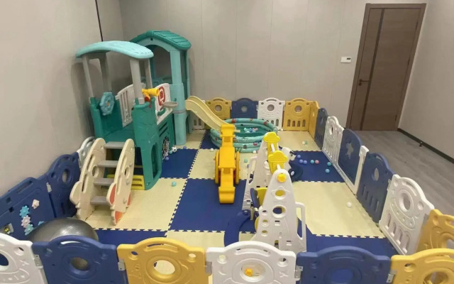 Huaerrun Intelligent Hotel (Changzhou Xinbei Benniu Airport)