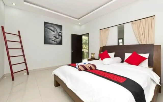 Villa Agung Rakas