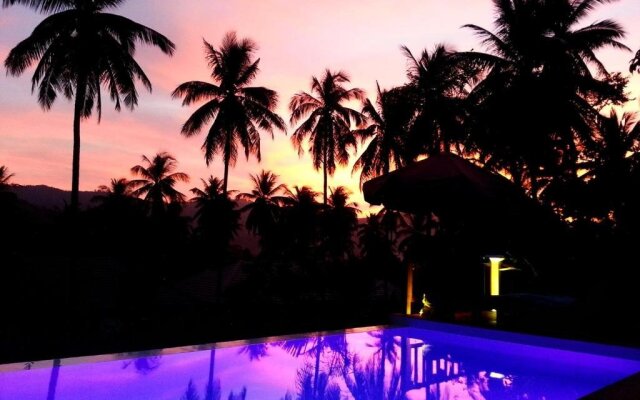 Tropical Season Villa Resort