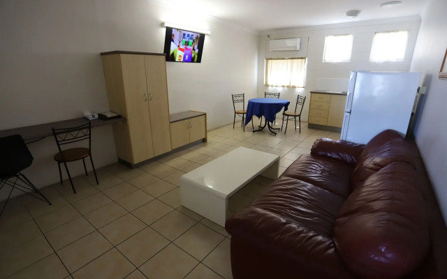 Tropic Coast Motel