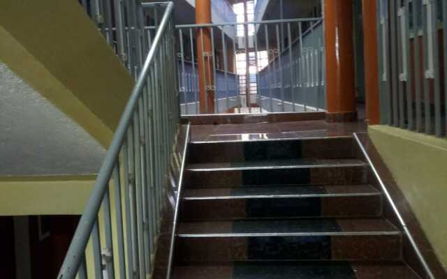 Cherika Hotel & Suites