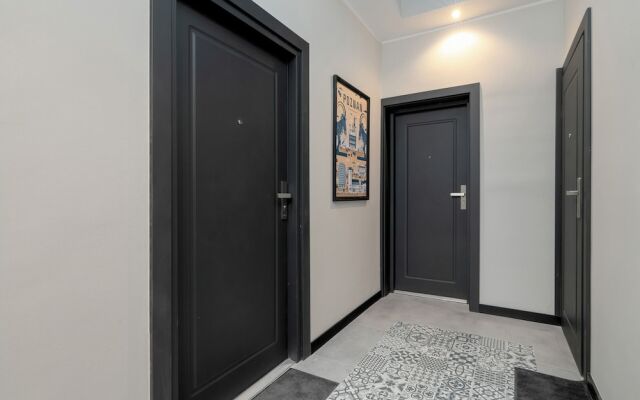 Stylish Grey Studio in Poznan by Renters