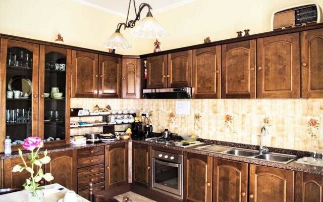 Il Tuo Letto Sullo Stretto