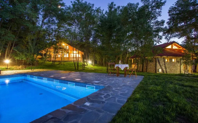 Garmen Hills Complex