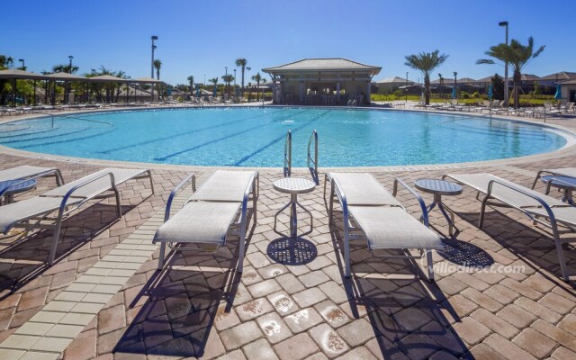 Rolling Skies by VillaDirect