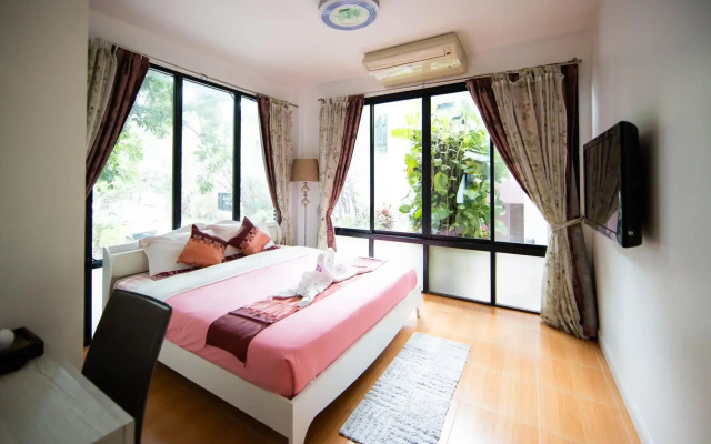 Chayada Garden House and Resort Hotel