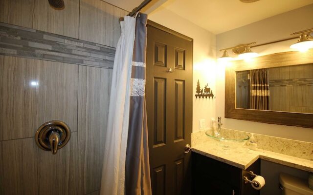 Mammoth S #109 2 Bedroom Condo