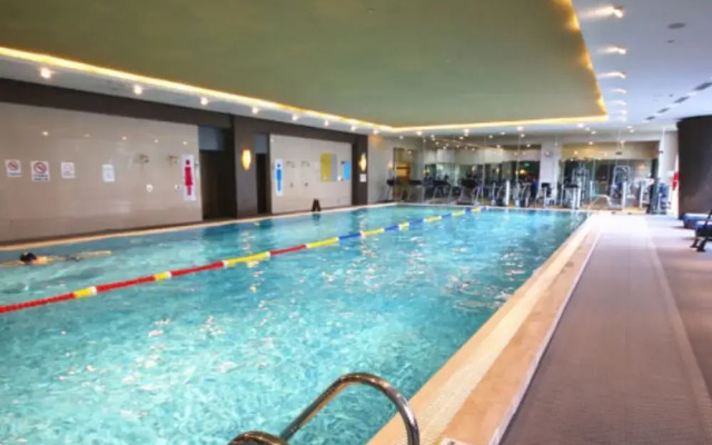 Tianjin Crown International Apartments