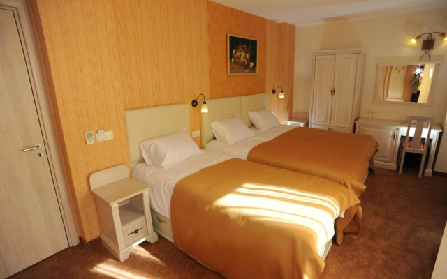 Hotel Adria