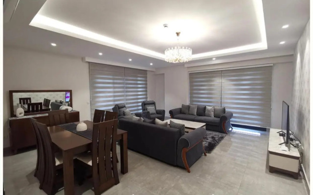 Incredible 3 Bedroom Apartment Space Available